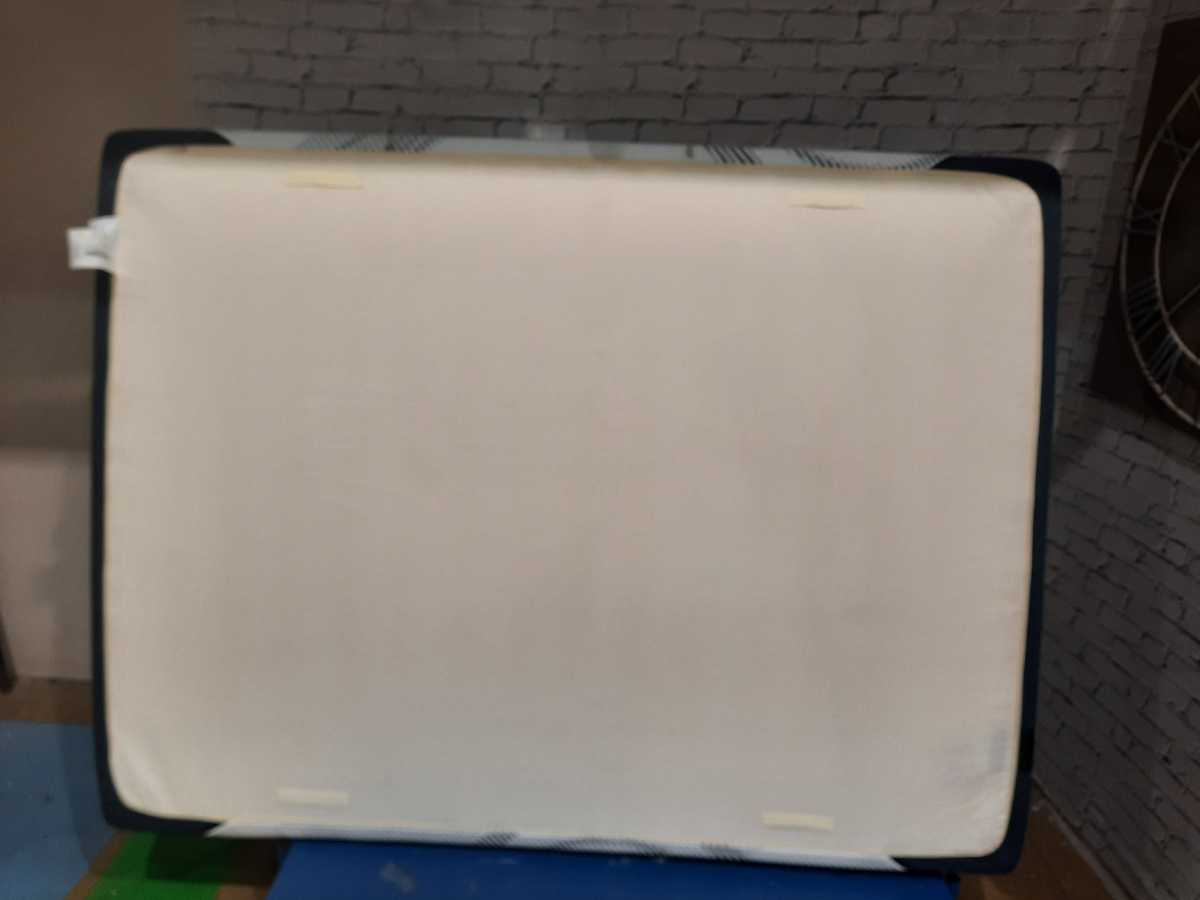 Tempur-Pedic Sense Medium 10 Inch Mattress - Queen - Gallery Image 3